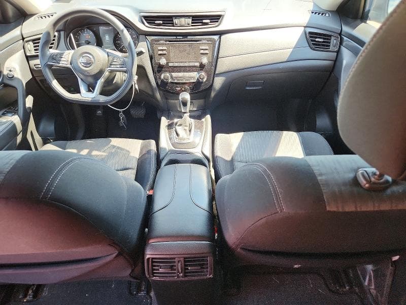 2017 NISSAN ROGUE S 8
