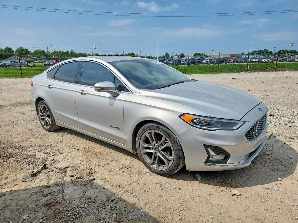 2019 FORD FUSION TITANIUM 4