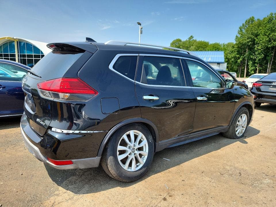2017 NISSAN ROGUE SV 3