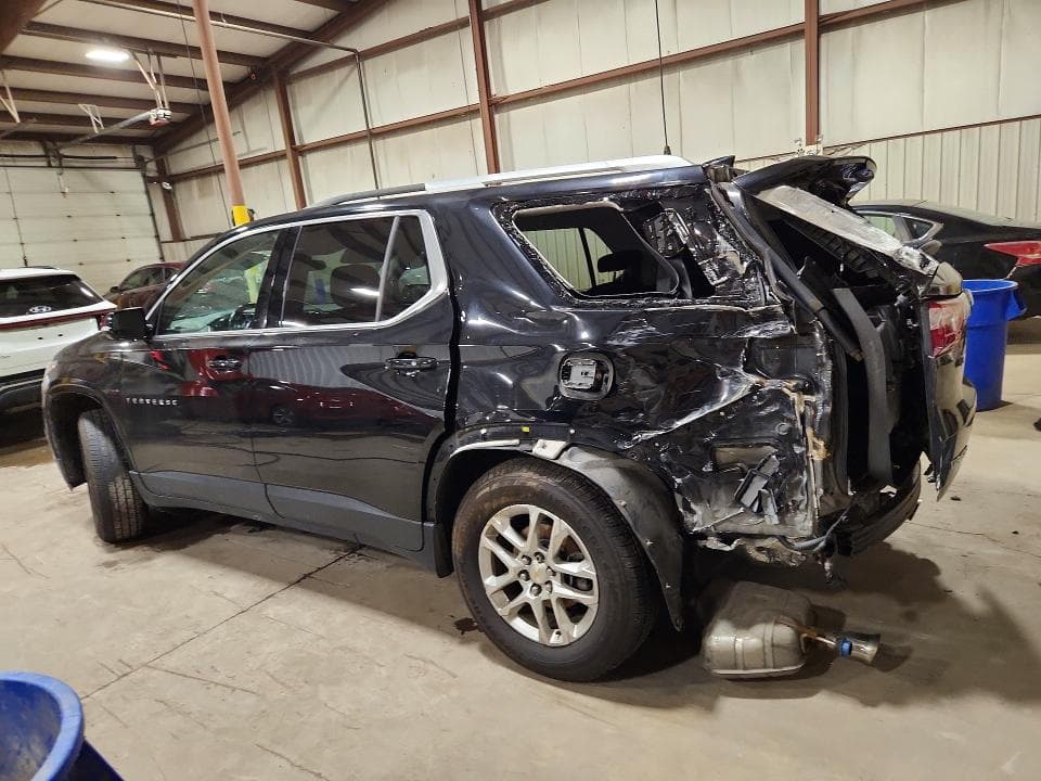 2018 CHEVROLET TRAVERSE LT 2