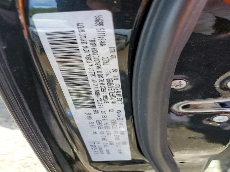 2017 RAM 1500 SLT 12