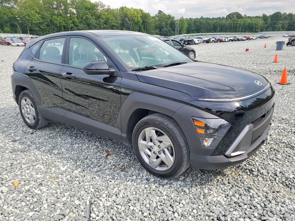 2026 HYUNDAI KONA SE 4