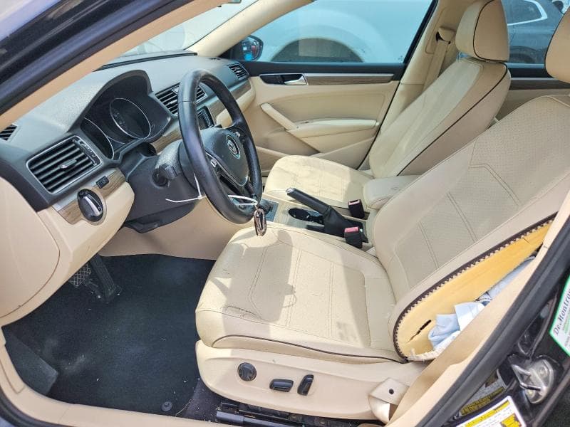 2017 VOLKSWAGEN PASSAT SE 7