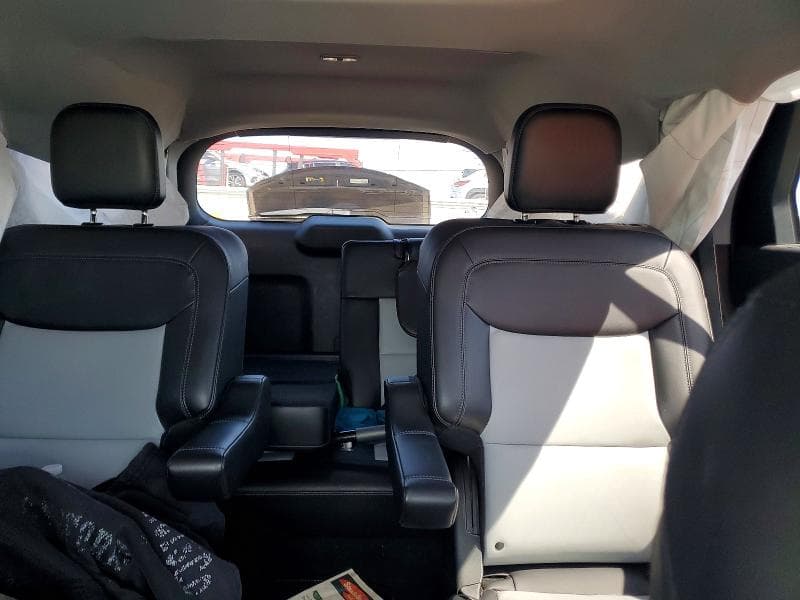 2023 FORD EXPLORER XLT 10