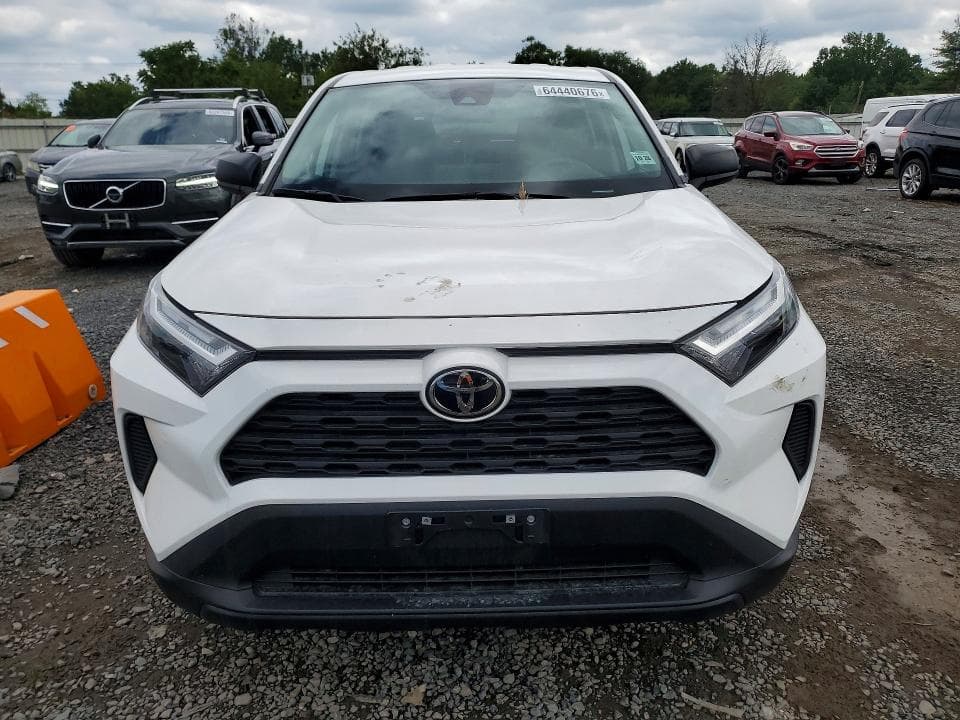 2023 TOYOTA RAV4 LE 5