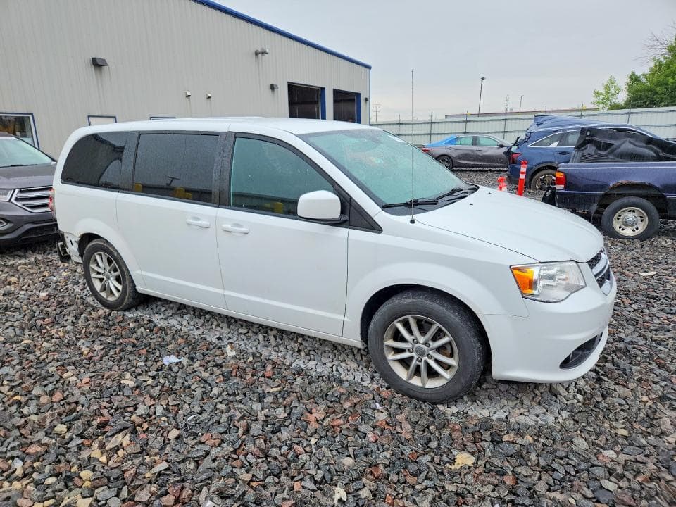 2020 DODGE GRAND CARAVAN SE 4
