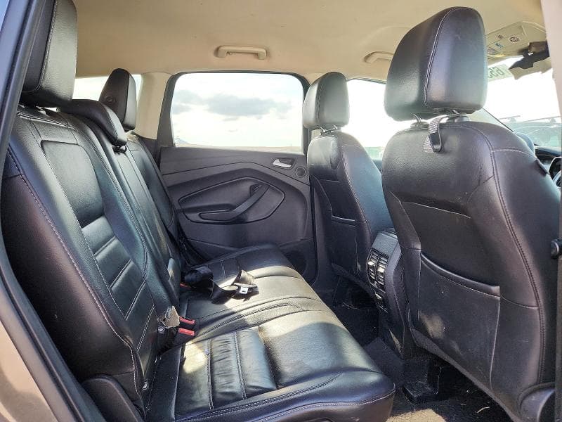 2017 FORD ESCAPE TITANIUM 10
