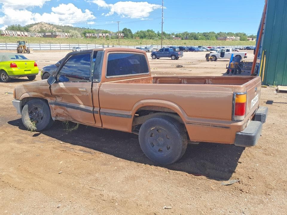 1986 MAZDA B2000 2