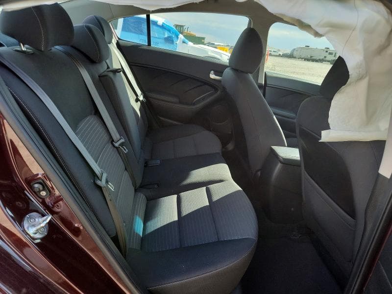 2018 KIA FORTE LX 10