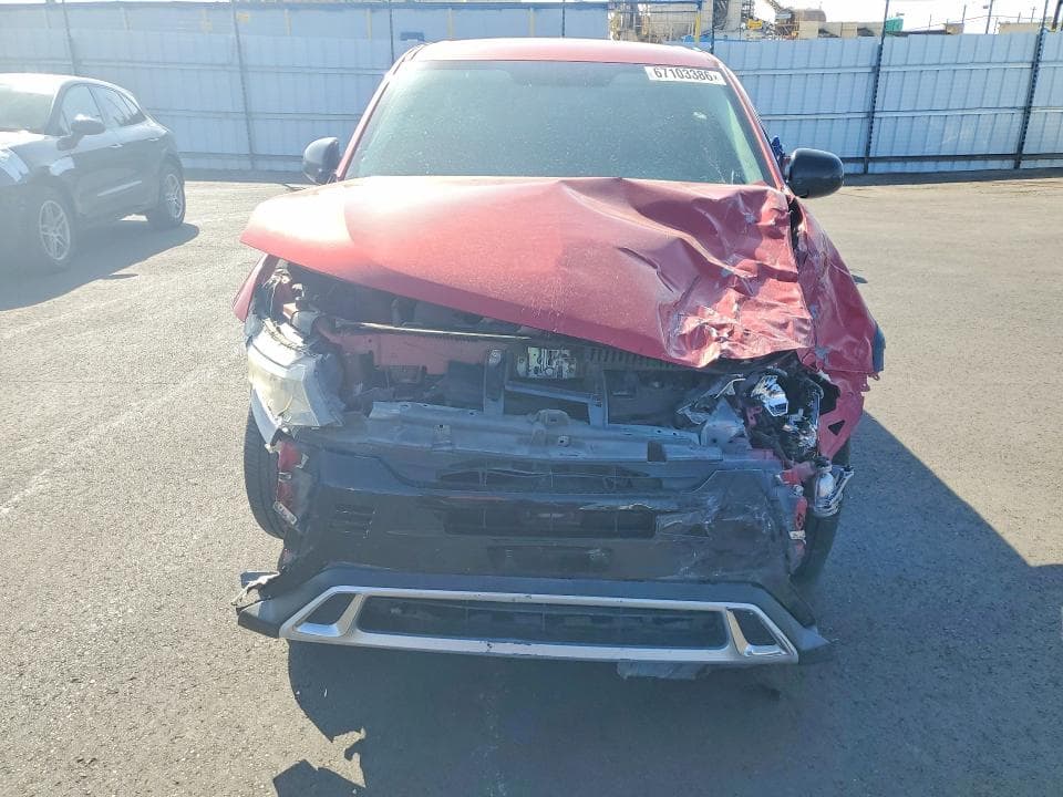 2019 MITSUBISHI OUTLANDER ES 5