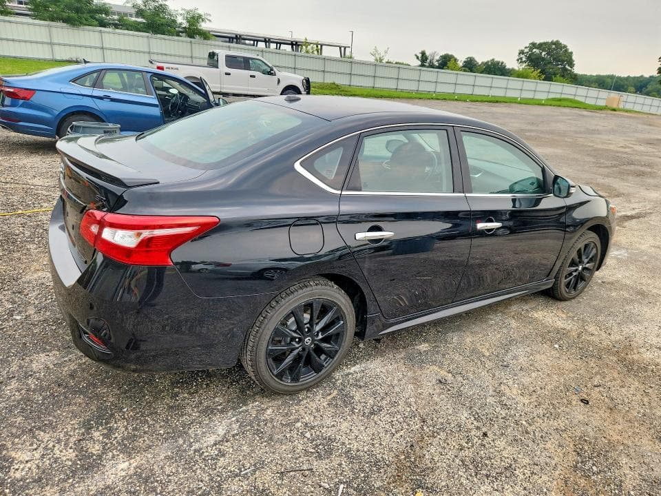 2018 NISSAN SENTRA SR 3