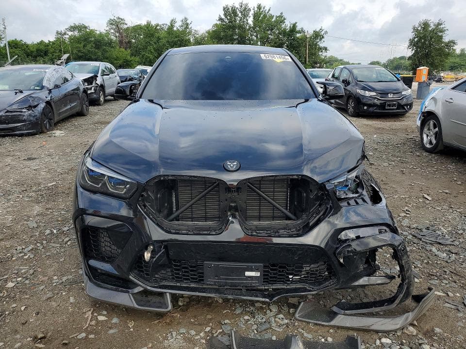 2022 BMW X6 M 5