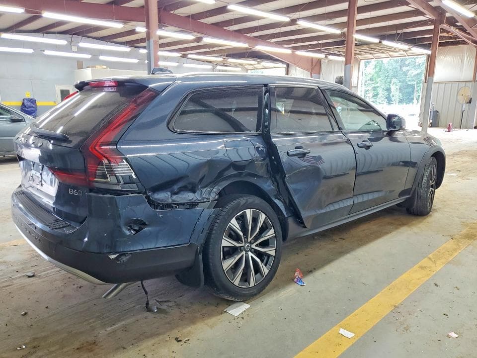 2022 VOLVO V90 CROSS COUNTRY B6 INSCRIPTION 3