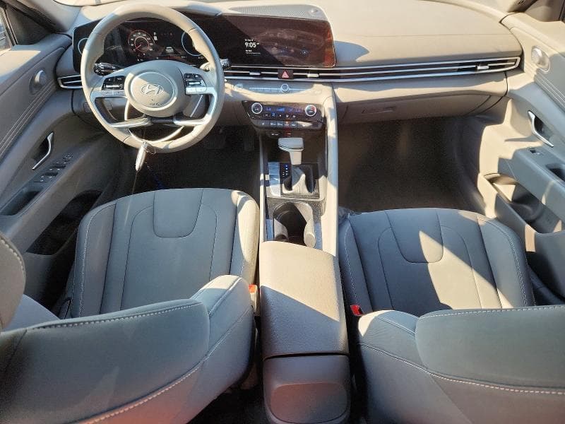 2025 HYUNDAI ELANTRA SEL 8