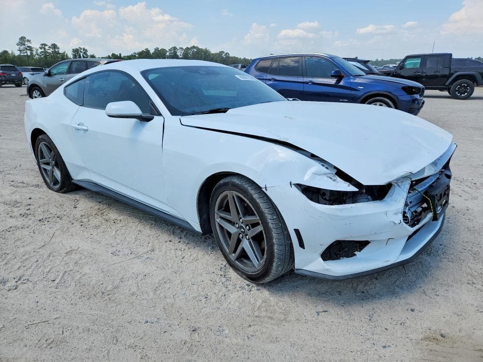 2025 FORD MUSTANG 4