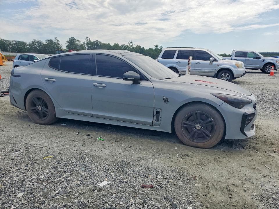 2018 KIA STINGER GT1 4