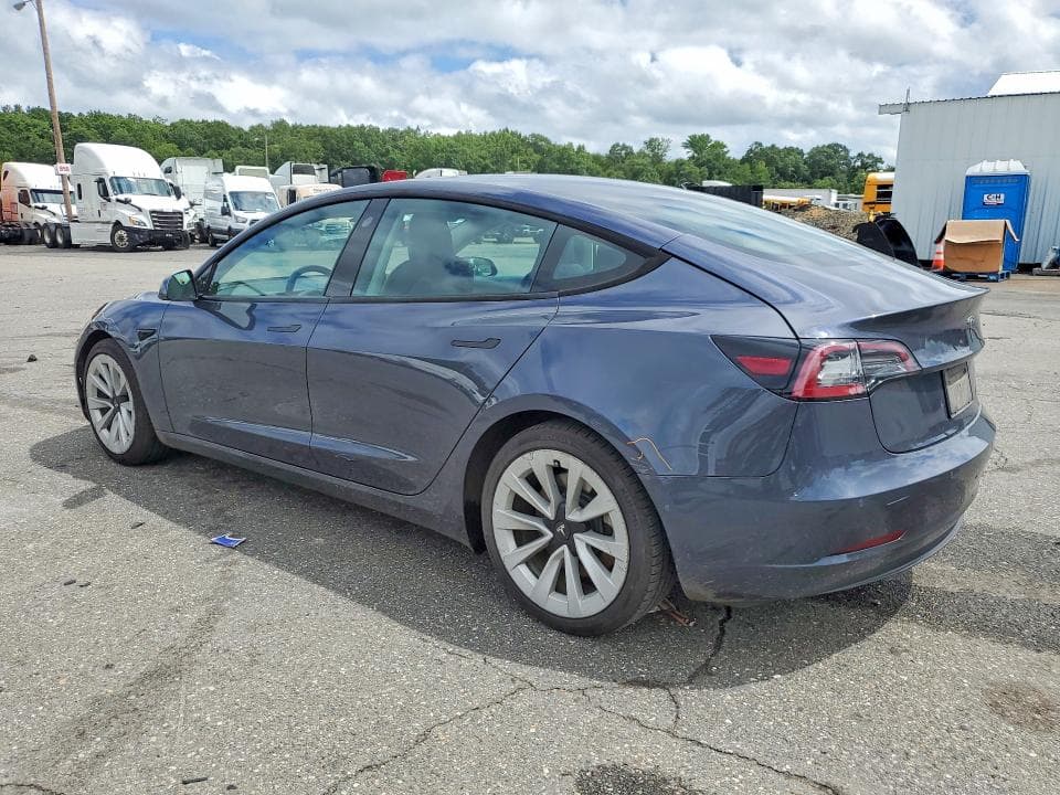 2022 TESLA MODEL 3 2