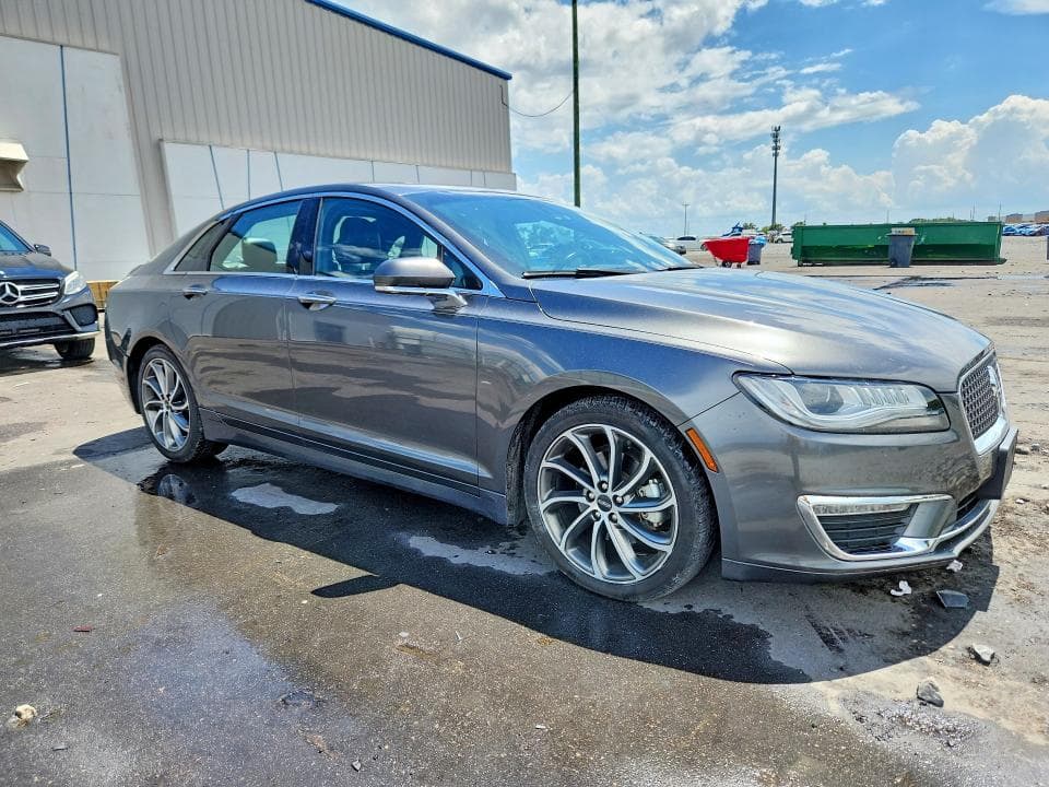 2019 LINCOLN MKZ RESERVE I 4