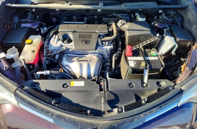 2017 TOYOTA RAV4 XLE 11