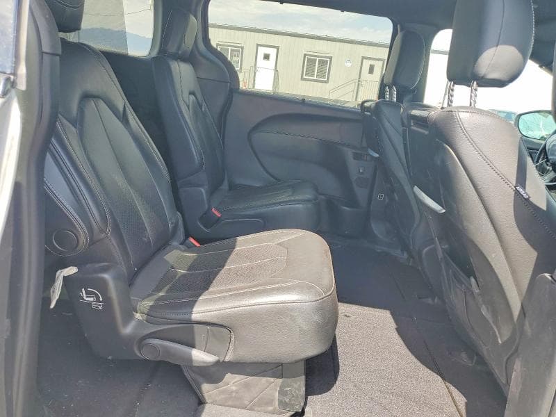 2020 CHRYSLER PACIFICA TOURING L PLUS 11