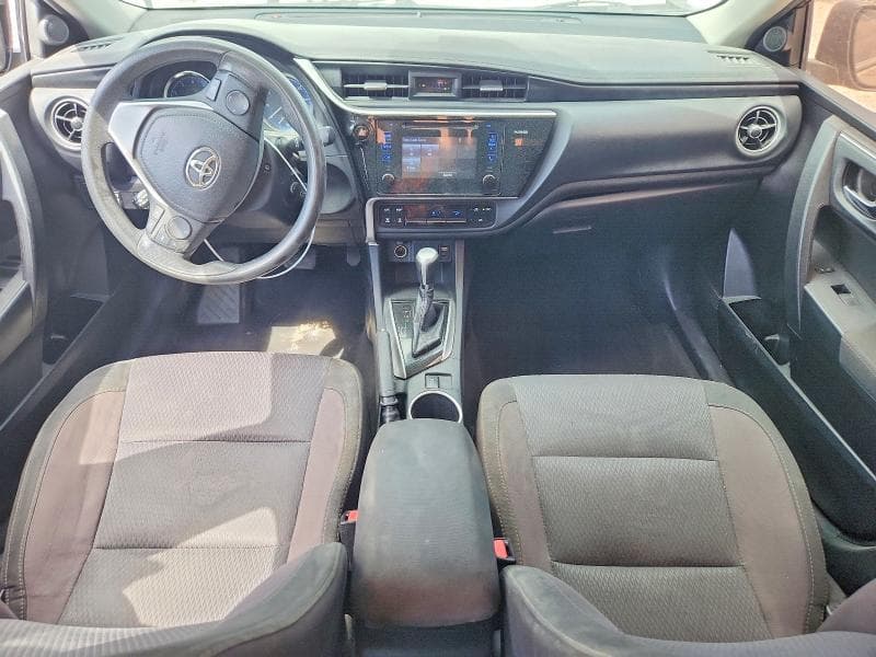 2017 TOYOTA COROLLA LE 8