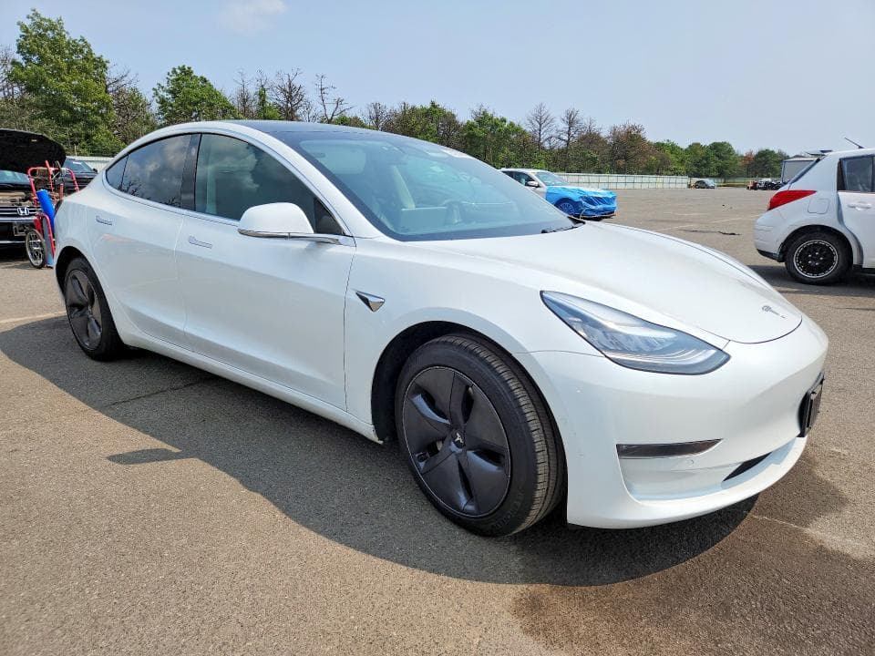 2020 TESLA MODEL 3 4