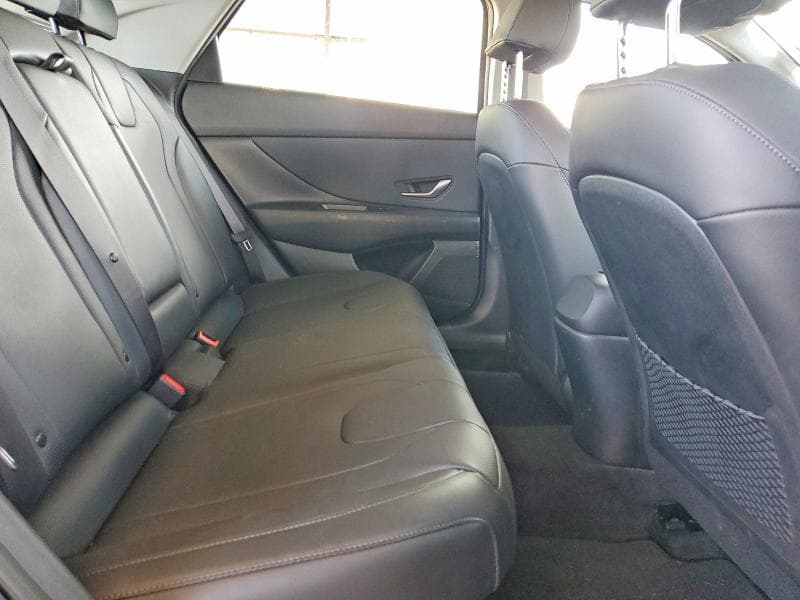 2023 HYUNDAI ELANTRA LIMITED 10