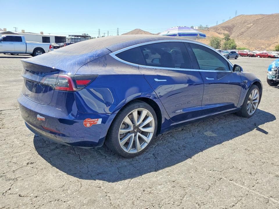 2018 TESLA MODEL 3 3
