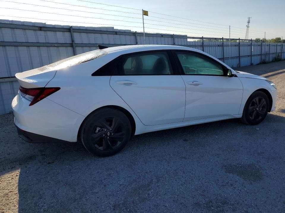 2022 HYUNDAI ELANTRA SEL 3