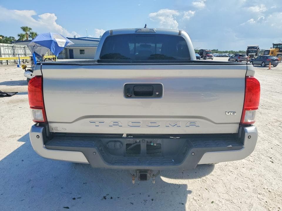 2017 TOYOTA TACOMA TRD SPORT 6