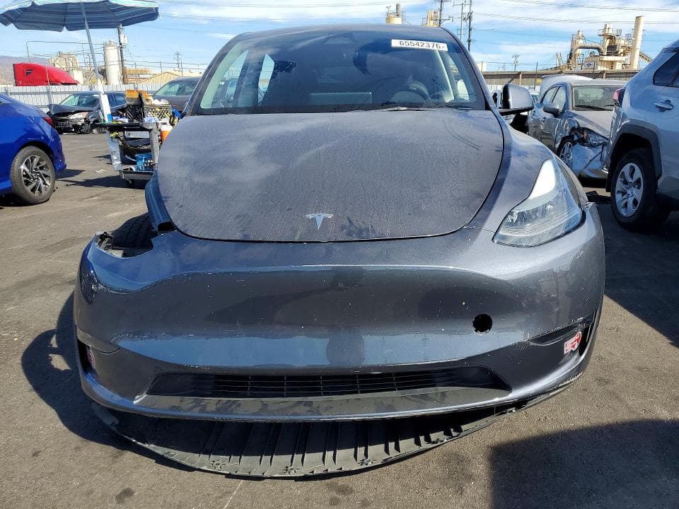 2023 TESLA MODEL Y 5