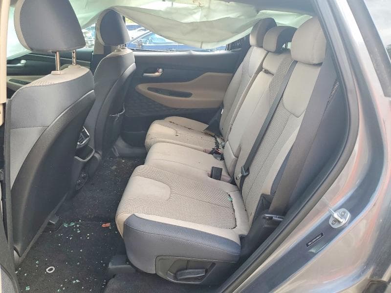 2019 HYUNDAI SANTA FE SE 11