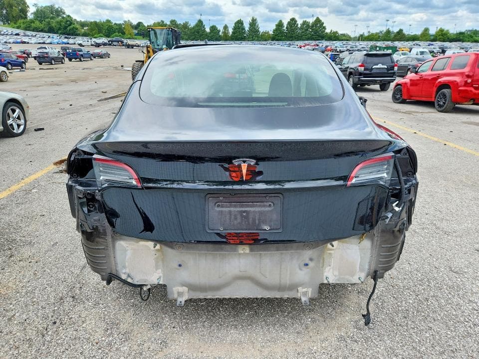 2023 TESLA MODEL 3 6