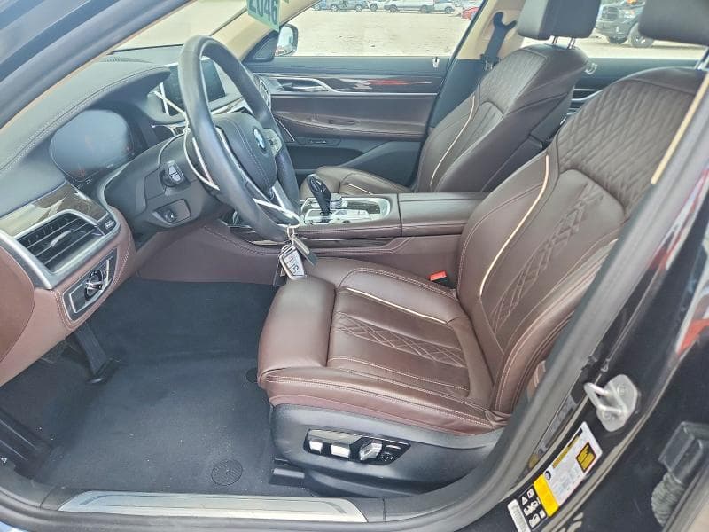 2022 BMW 750 XI 7