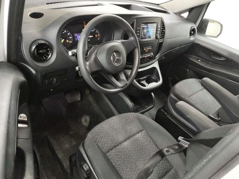 2022 MERCEDES-BENZ METRIS 8