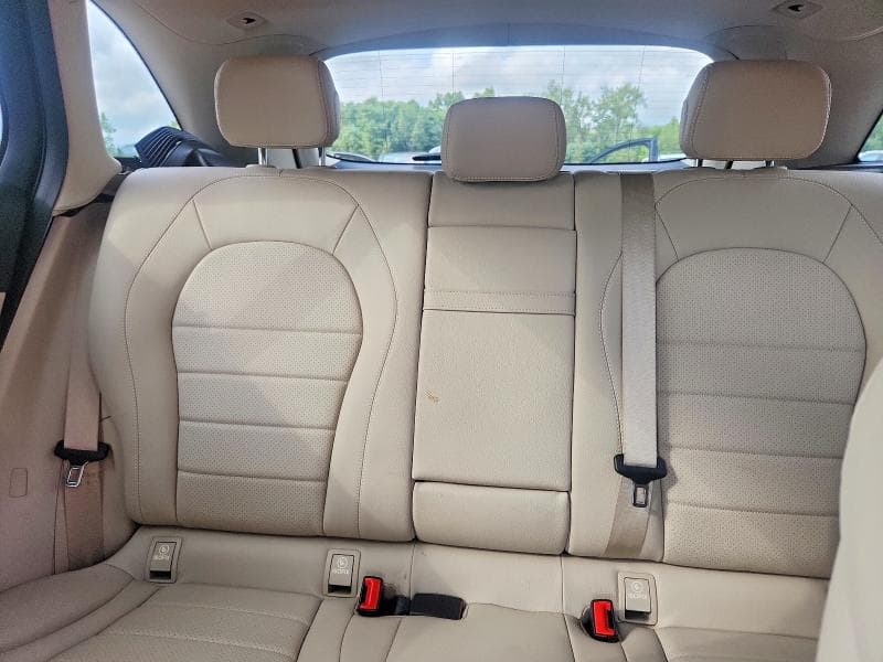 2020 MERCEDES-BENZ GLC 300 4MATIC 10