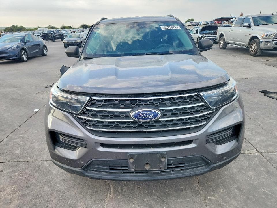 2022 FORD EXPLORER XLT 5