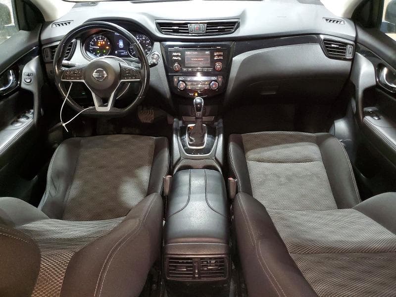2017 NISSAN ROGUE SPORT SV 8