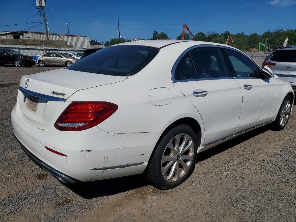 2019 MERCEDES-BENZ E 300 4MAT 3