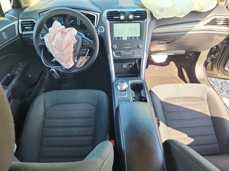 2020 FORD FUSION SE 8