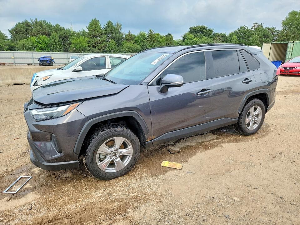 2025 TOYOTA RAV4 XLE