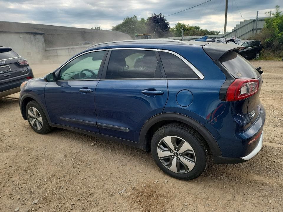 2019 KIA NIRO LX 2