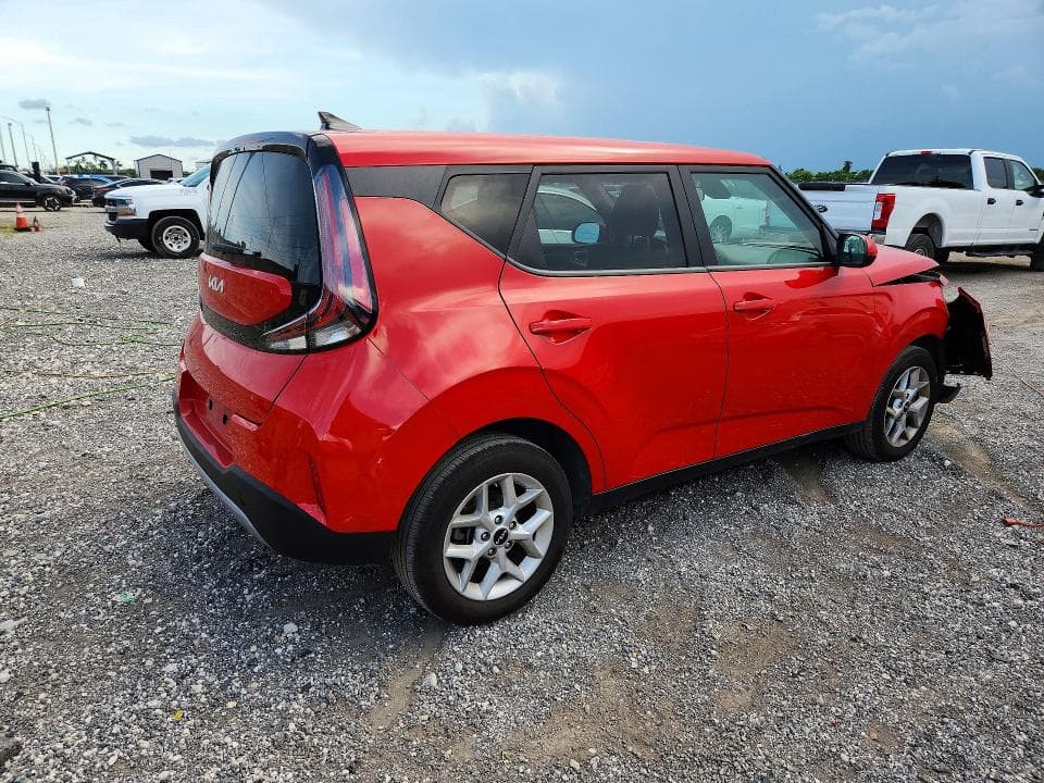 2025 KIA SOUL LX 3