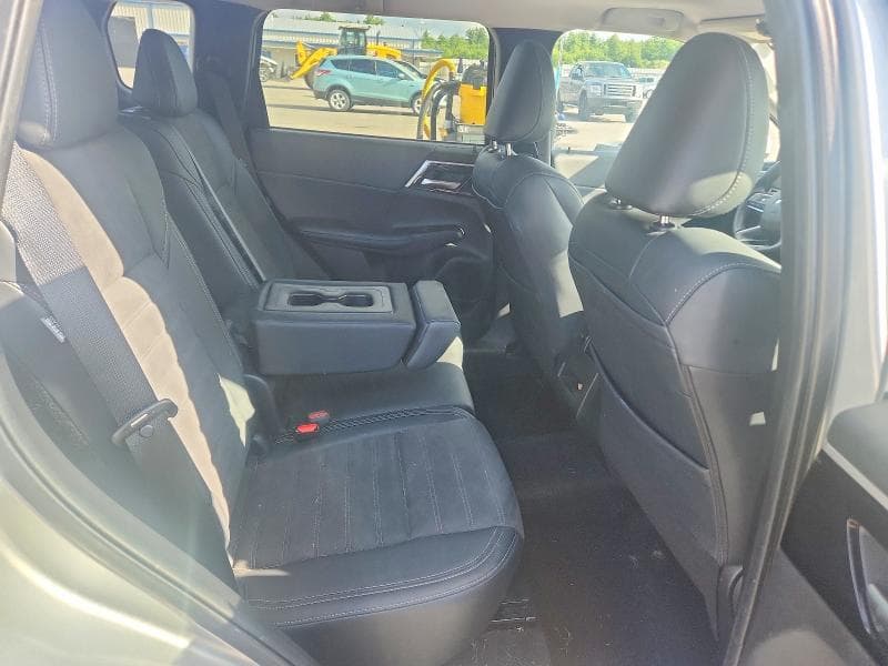 2024 MITSUBISHI OUTLANDER SE 11
