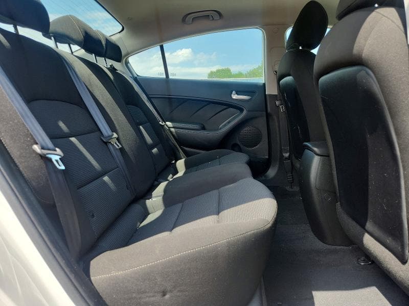 2018 KIA FORTE LX 10