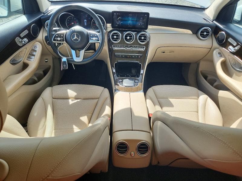 2022 MERCEDES-BENZ GLC 300 8
