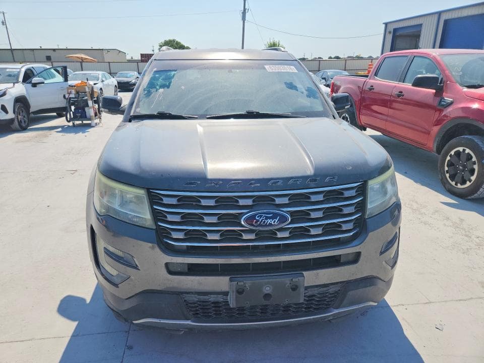 2017 FORD EXPLORER XLT 5