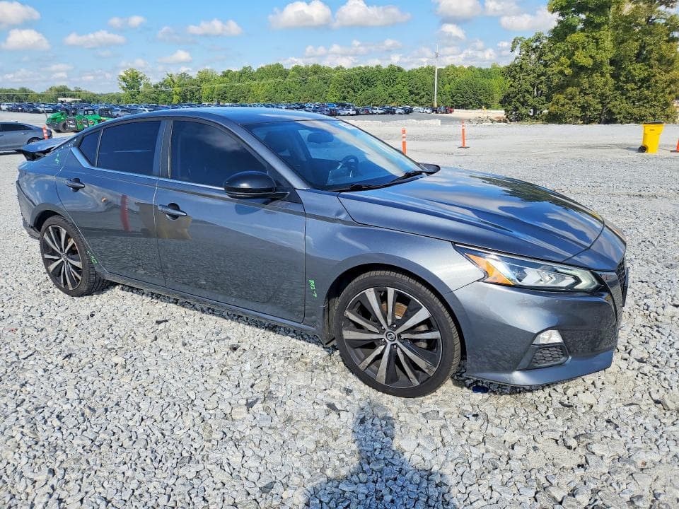 2020 NISSAN ALTIMA SR 4