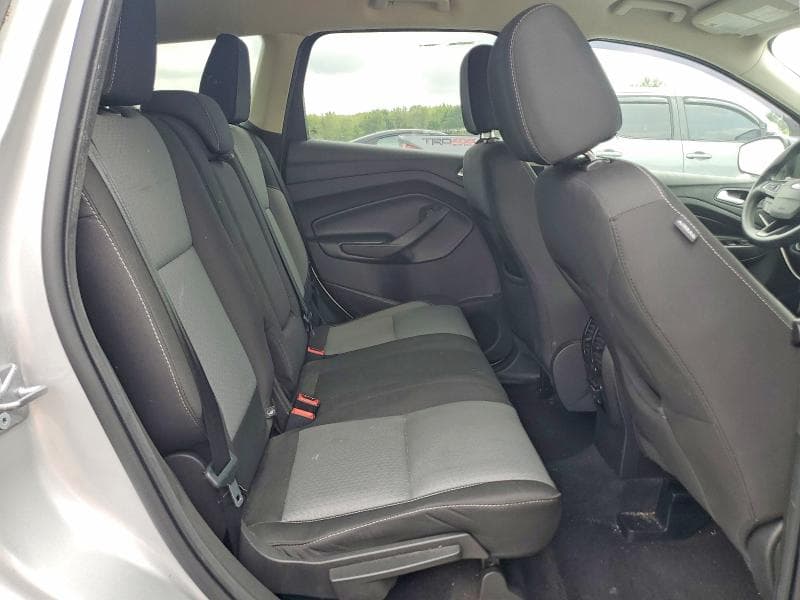 2017 FORD ESCAPE SE 11