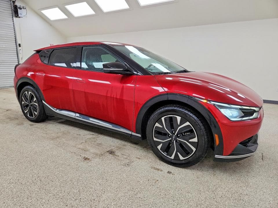 2023 KIA EV6 WIND 4